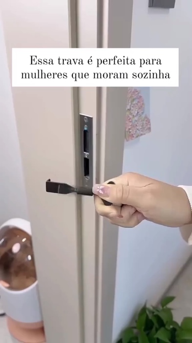 Uma seguranca a mais , trança de segurança #porta #tranca #seguranca
