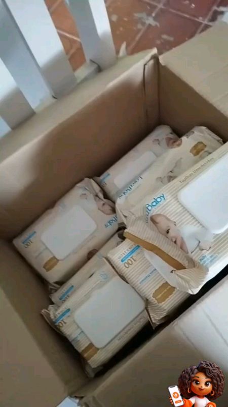 Kit com lenços umedecidos Lara baby #lençoumidecido #primeirainfancia #baby #maternidade #listamaternidade #produtosbaby
