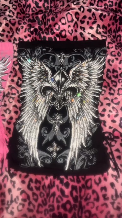 Blusa tomara que caiu estilo punk