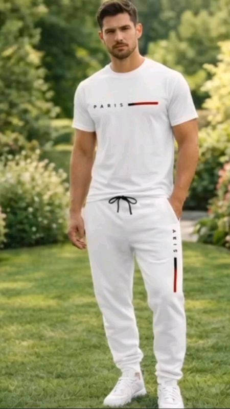 Kit Conjunto Masculino Camiseta Casual Paris + Calça Moletom com Bolso (Malha Algodão)#conjuntomasculino #camisacasual #calçamoleton