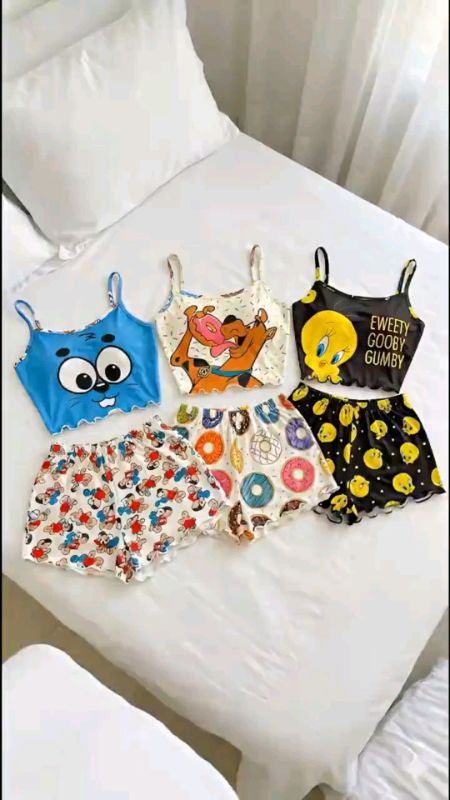 Adicione ao carrinho ☝️Kit Pijamas Baby Doll Sortidos SUEDE Conjunto Feminino Personagem Cropped Ondinha Short Doll de Dormir#roupadormir #babydoll