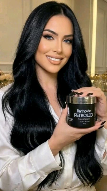 Máscara tonalizante BANHO DE PETRÓLEO INTENSIFICADOR COM ÓLEO DE ARGAN HEGELON LISS #MascaraTonalizante #cabelopreto #cabelo #matizadorpreto #cabelos