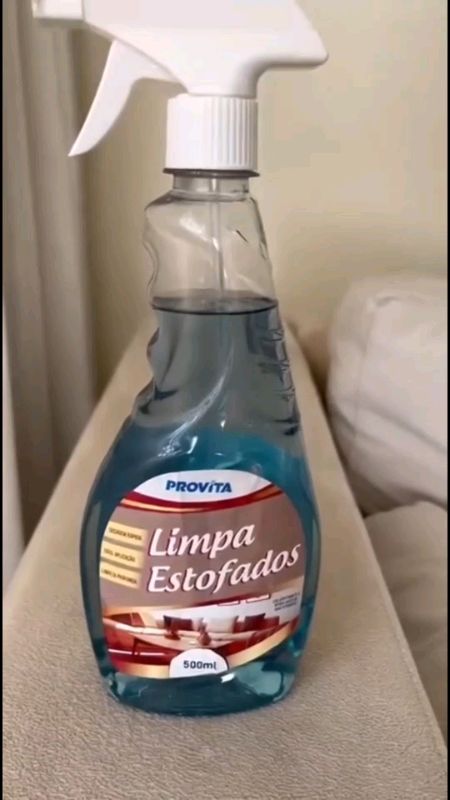 Limpa Estofados #limpaestofados #limpeza #casa #sofa #carro #higienizacao #cuidadosdomesticos #praticidade #conservacao #spray #aseco