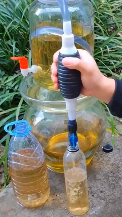 ￼#Bomba de Sucção Manual #Multiuso – #Transfere #Gasolina, #Água, #Óleo e #Etanol Prático e Fácil