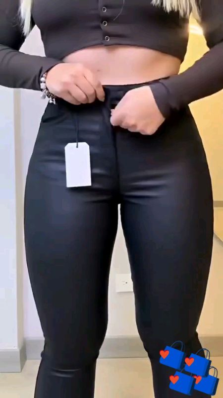 #calça #couro #Fake #feminina