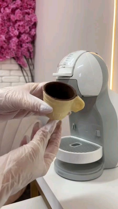 Café Cup xícara casquinha comestível com chocolate. #xicaracomestivel #xicaracasquinhacomestivel