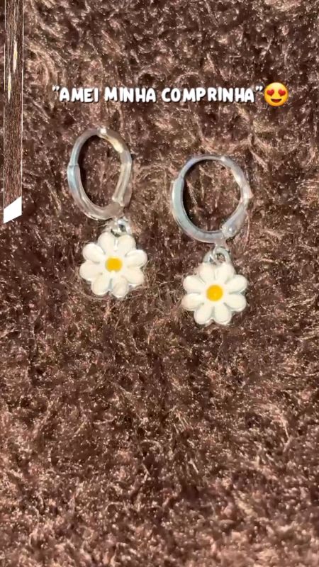 Brincos Chiques Mini Margarida✨️🌼 #brincos #margarida #brincoschiques #brincosfeminino #brinco #Promo #viral