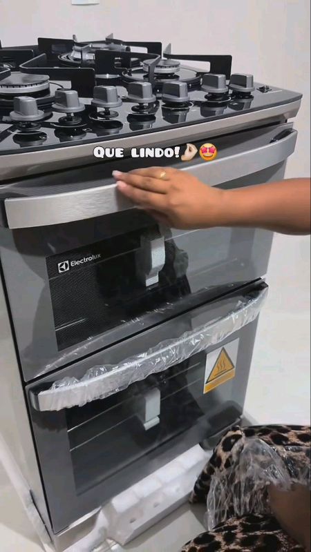 Fogão electrolux com 2 fornos #fogão #FogãoElectrolux #cozinhar #electrolux #modelonovo