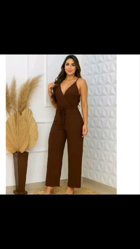 Macacão Pantalona Feminino Casual #macacaocasual#pantalona#modafeminina#elegante#conforto#lookdodia#alongador#tendencia2025#estilo#caimentoperfeito