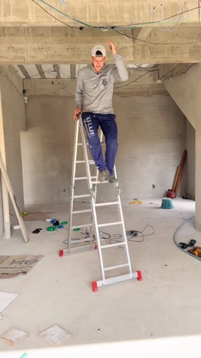 Torne seu trabalho muito mais simples. Melhor preço aqui na Shopee #escada #construcao #casa