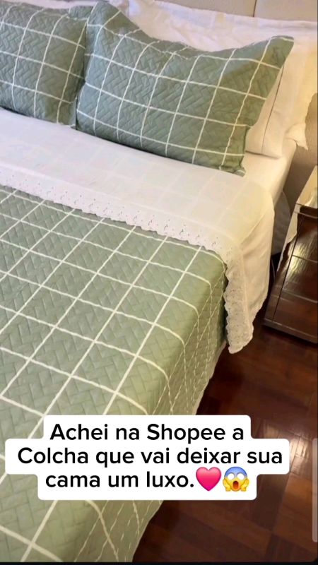 Kit Colcha Cobre Leito 300 Fios Grid 3 Peças Itália Dupla Face. #kitcolcha #cobreleito #colchacama #colchaduplaface #colcha