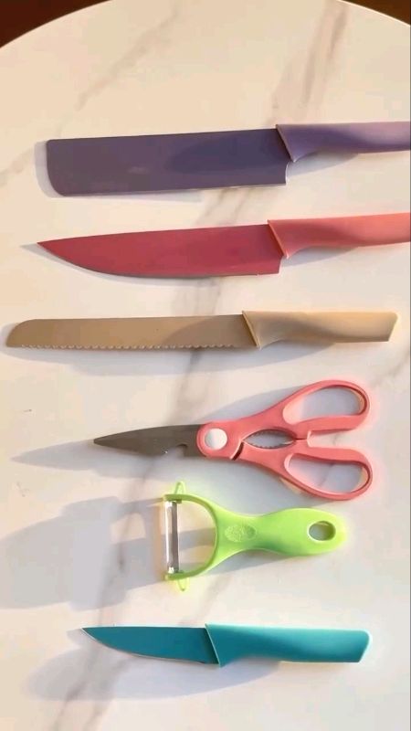 Kit de Facas coloridas. #cozinha #facas #kit #moderno #casa #lar
