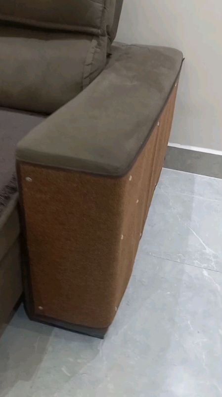 Arranhador de gato para sofá. Garante o seu!#publi #arranhador #arranhadorsofa #arranhadorgato #gato #arranhadorcarpete