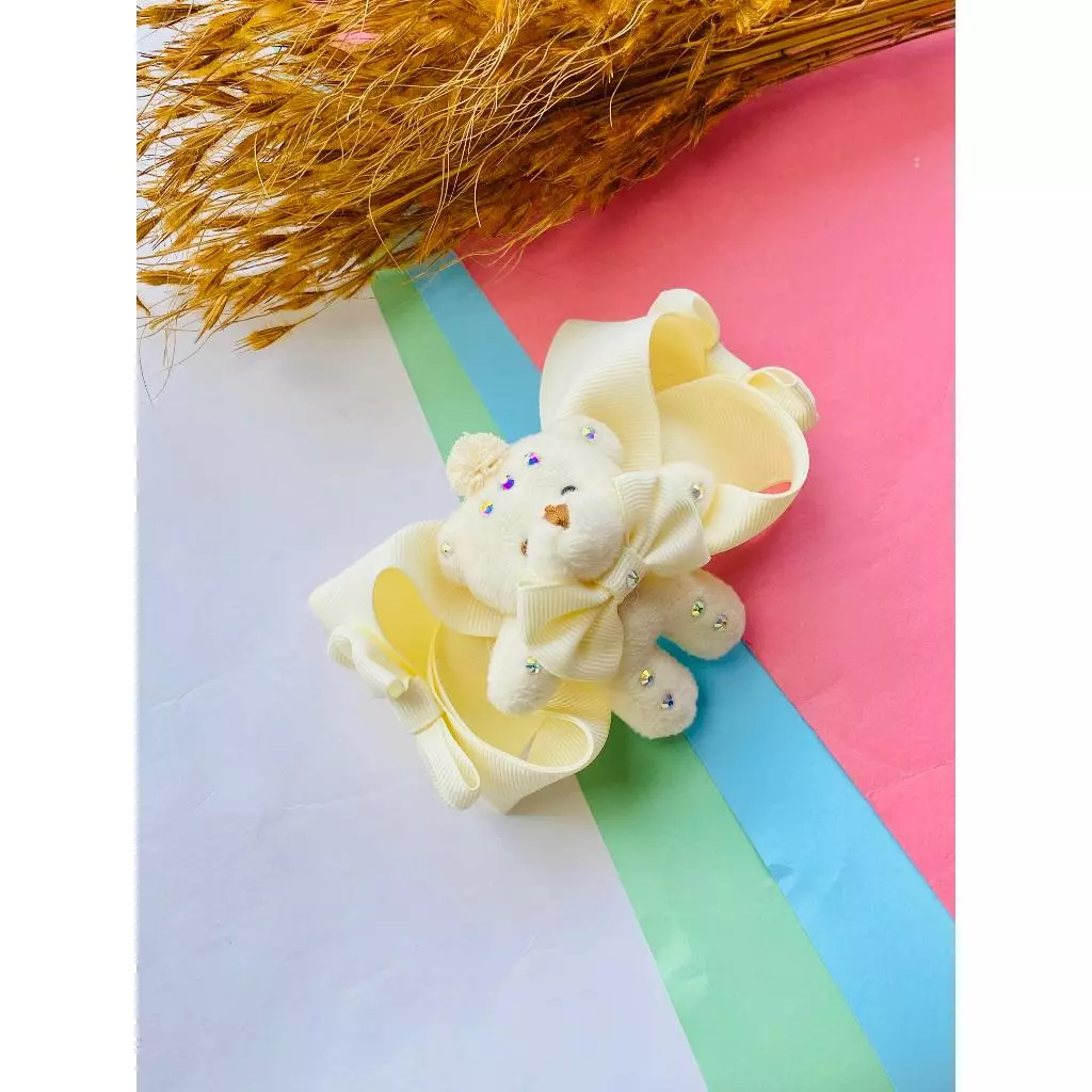 Laço infantil /laço de luxo / Laço no bico de pato / Laço urso /Laço lindo /Laço da moda / Laço grande /Laço Bege
