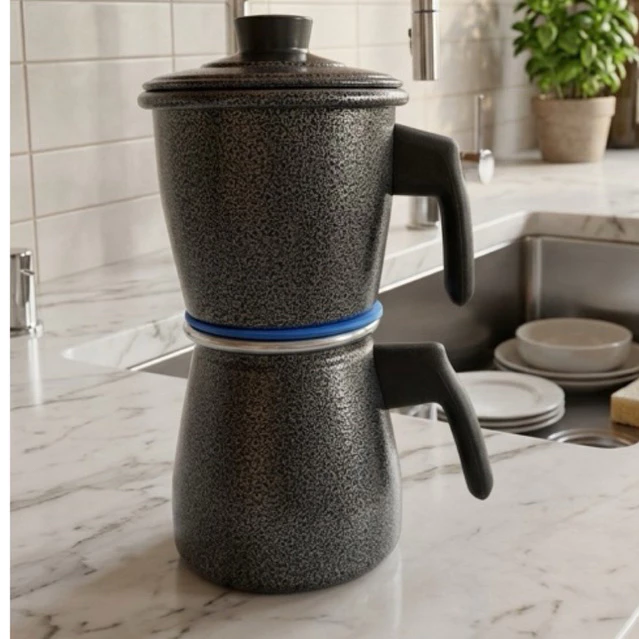 Cafeteira 700 ml,cafezinho pático , cafeteira rápida,cafeteira com coador, cafeteira de alumínio